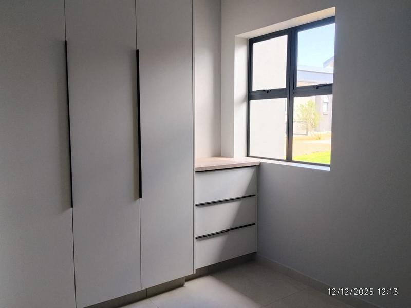 To Let 3 Bedroom Property for Rent in Paradise Coast Western Cape